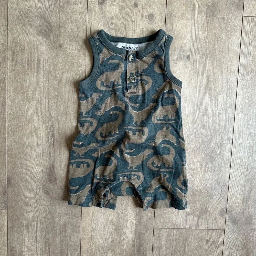 Old Navy Rustic Dinosaur Baby Boy Romper Size 3-6 Months